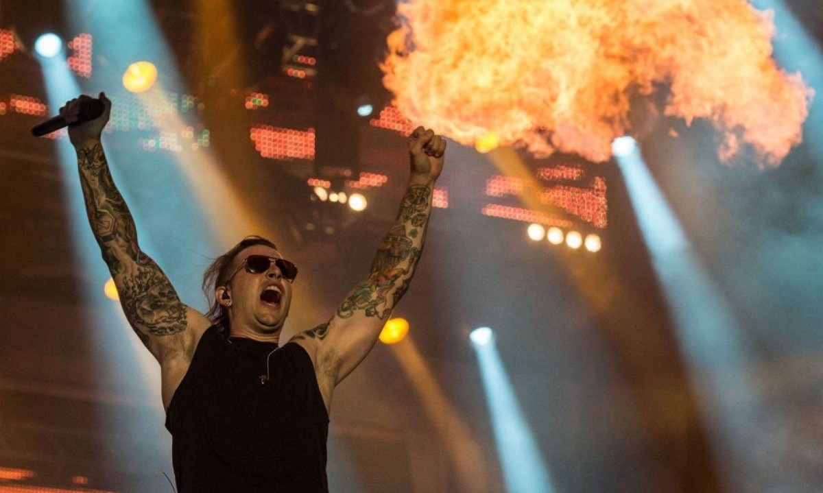 O cantor M. Shadows e a banda americana Avenged Sevenfold, que tocaram em 2013 no Rock in Rio, abriram "exceção" e voltarão ao palco do festival neste domingo  -  (crédito: Yasuyoshi Chiba/AFP/22/9/13)