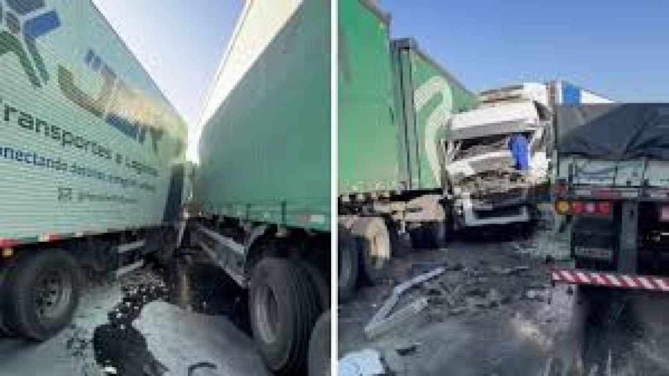 Acidente entre carretas e carro interdita rodovia no Norte de MG