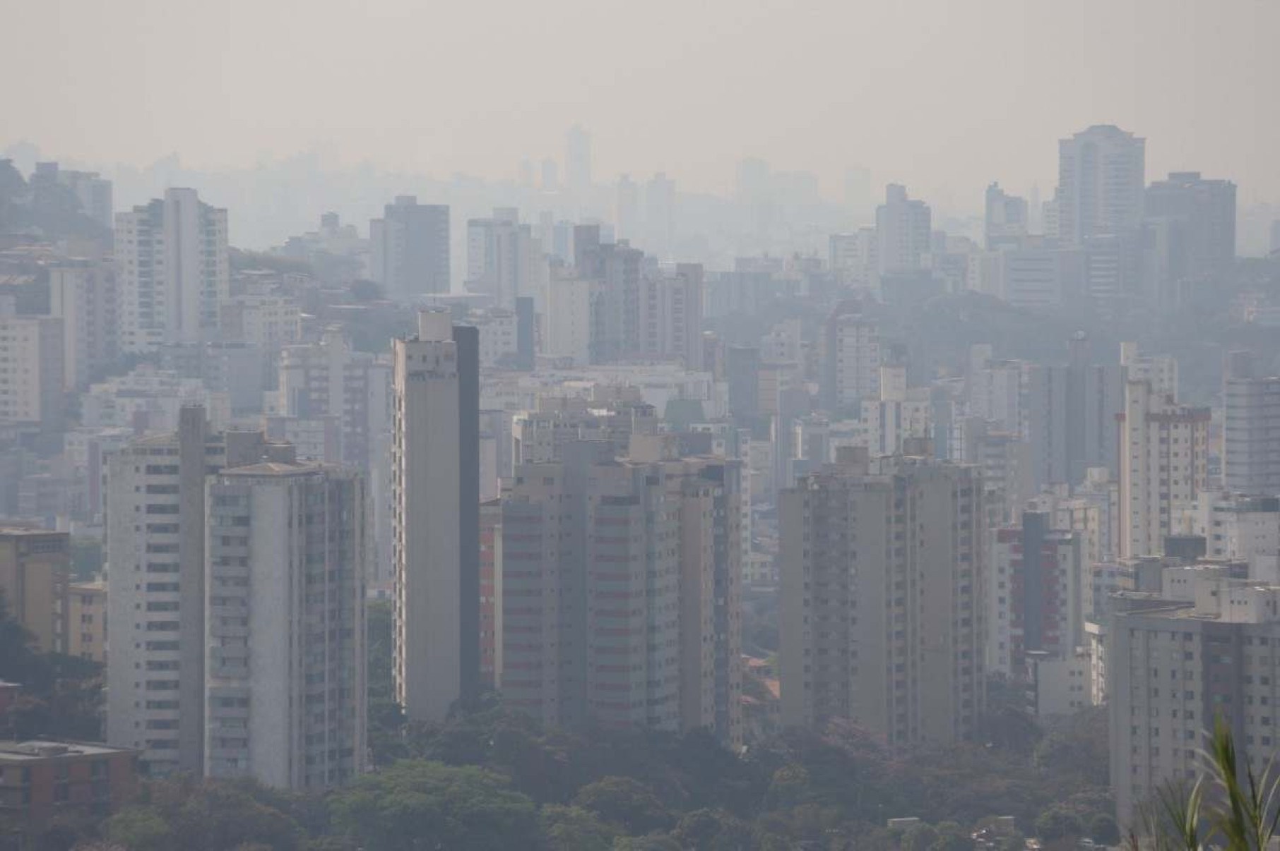 Chuva só deve voltar a BH na segunda quinzena de outubro, veja a previsão