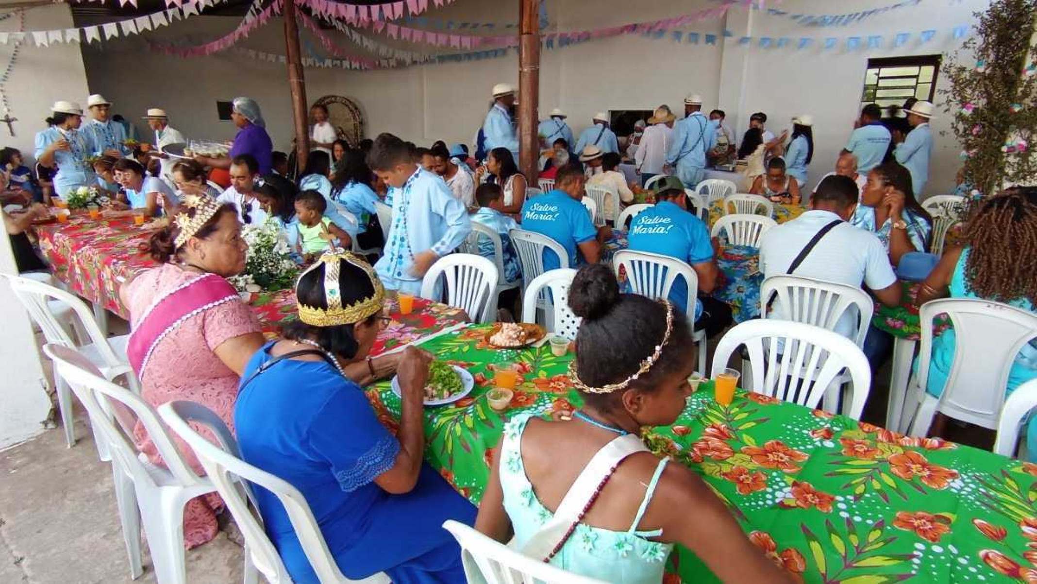  Almoço foi um verdadeiro banquete de reis para cerca de 500 presentes      