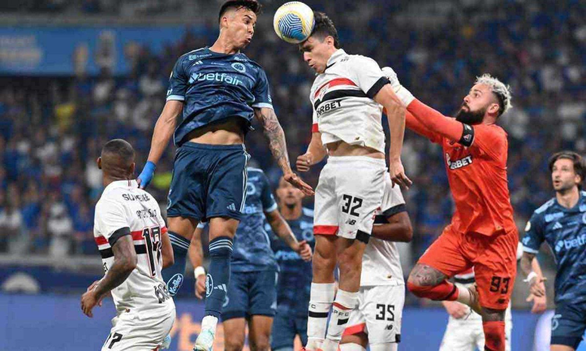 Diante da sua torcida, no Mineirão, Cruzeiro perde três preciosos pontos para o São Paulo, pelo Campeonato Brasileiro -  (crédito: Leandro Couri/EM/D.A Press)