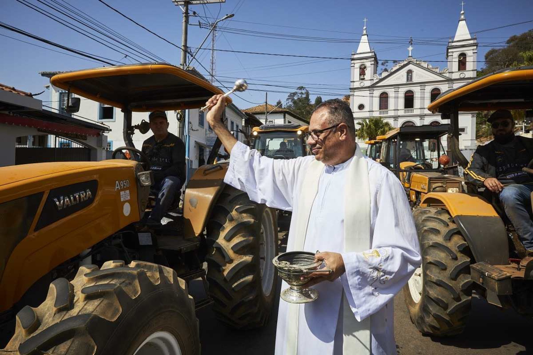 Viajando com V de Valtra celebra a agricultura, a fé, a tradição e a inovação