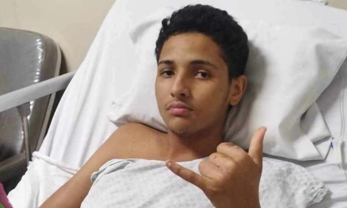 O adolescente passará por uma nova cirurgia nesta quinta-feira (19/9) -  (crédito: Reprodução/ Redes Sociais )