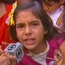 ‘Que Xou da Xuxa é esse?’: quem é a menina do meme da série das Paquitas - Reprodução / Globoplay