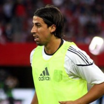 Ex-jogador alemão Sami Khedira segue nos bastidores do futebol   -  (crédito: Foto: Reprodução/Instagram)