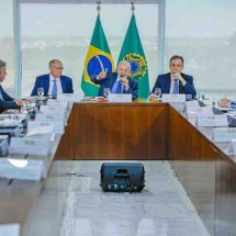 Cuide do meio ambiente antes de cobrar outros países - Ricardo Stuckert/PR