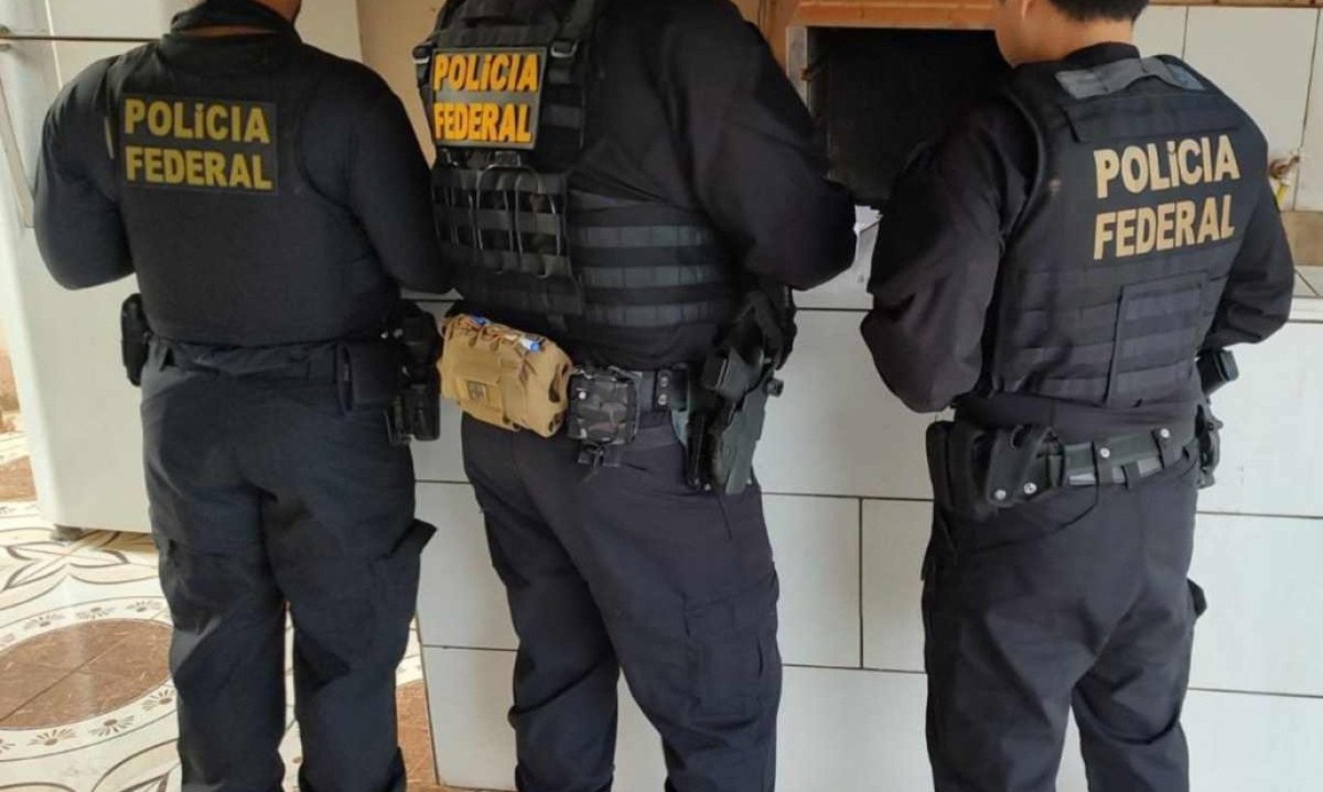 Operação contra trabalho escravo e tráfico de pessoas cumpre mandados em Minas e São Paulo -  (crédito: PF/Divulgação)