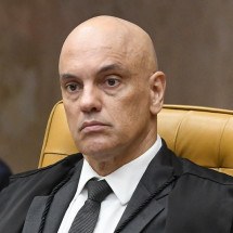 Moraes multa X e Starlink em R$ 5 milhões por manobra que fez rede funcionar no Brasil - Carlos Moura/SCO/STF