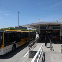 O BRT e os médicos cubanos: mesma vibe - Prefeitura do Rio de Janeiro/Divulgação