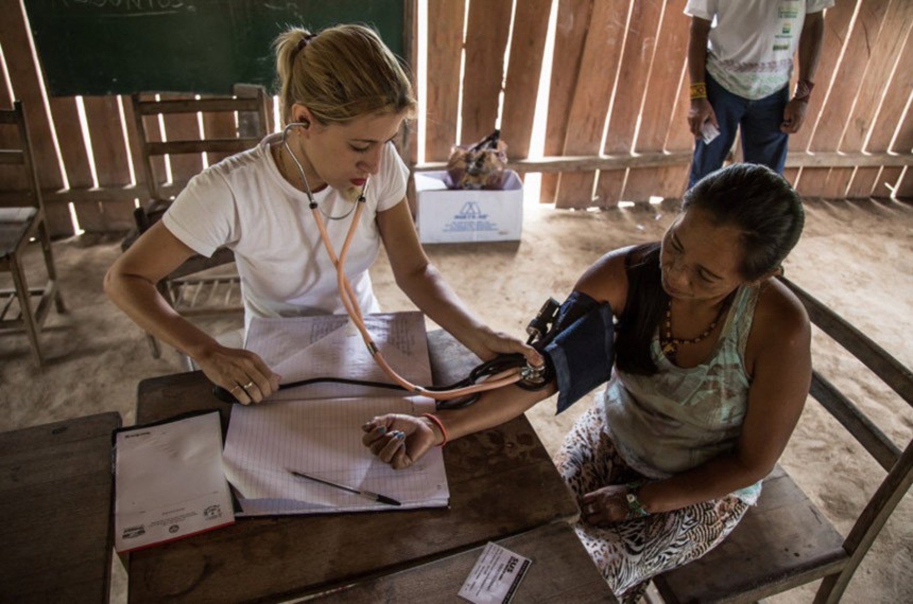 Falta de médicos no interior não é só uma questão de salário -  (crédito: DINO)