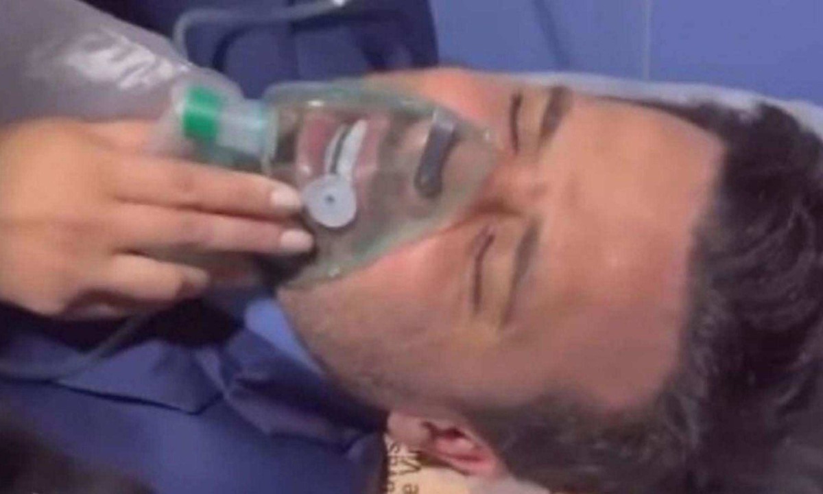 Candidato à prefeitura de SP Pablo Marçal foi de ambulância para o hospital após agressão de Datena -  (crédito: Reprodução/Redes Sociais)