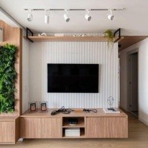 Os corredores também podem ser transformados em ambientes cativantes e funcionais (Projeto: Natalia Salla | Imagem: FotoEstudio360) -  (crédito: EdiCase)