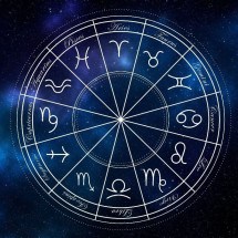 A astrologia nos conecta com o cosmos, revelando tendências e previsões que podem nos guiar em direção ao equilíbrio (Imagem: New Africa | Shutterstock) -  (crédito: EdiCase)