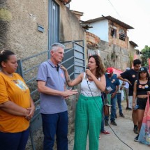 Rogério Correia visita famílias impactadas pela linha 2 do metrô de BH - Mariana Bastani/Divulgação