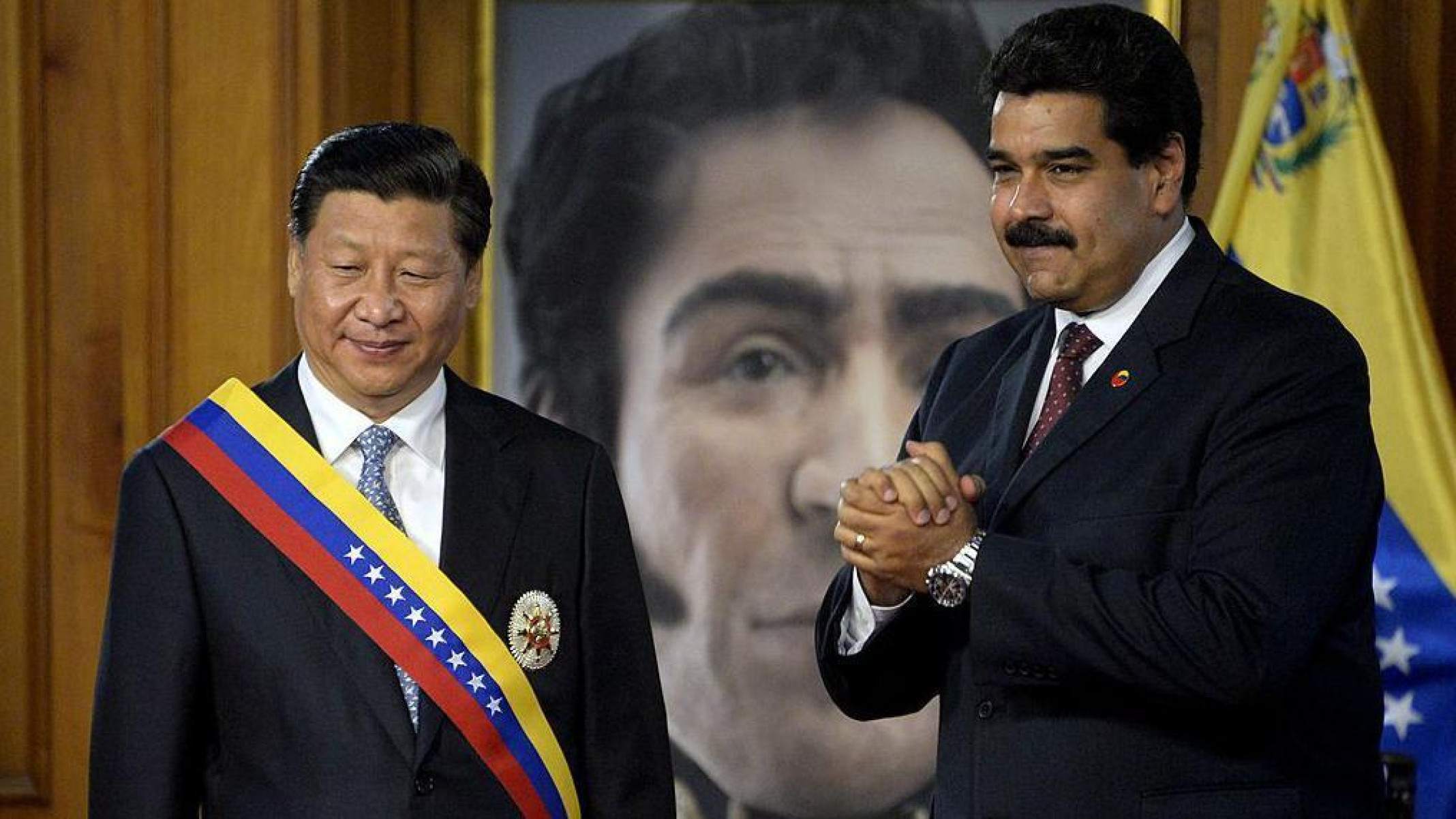 O que China, Rússia e Irã ganham ao ajudar Maduro a permanecer no poder na Venezuela