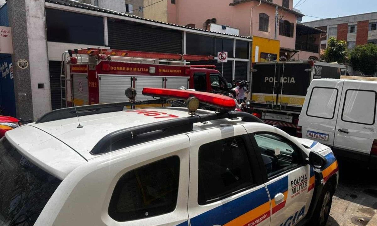 Acidente aconteceu em uma obra da Rua Cuiabá, no bairro Prado -  (crédito: Luiz Otavio Barbosa/TV Alterosa)