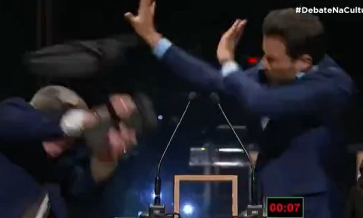  Jos&eacute; Luiz Datena agrediu Pablo Mar&ccedil;al com uma cadeira depois de ser provocado por ele -  (crédito: reprodu&ccedil;&atilde;o/tv cultura)