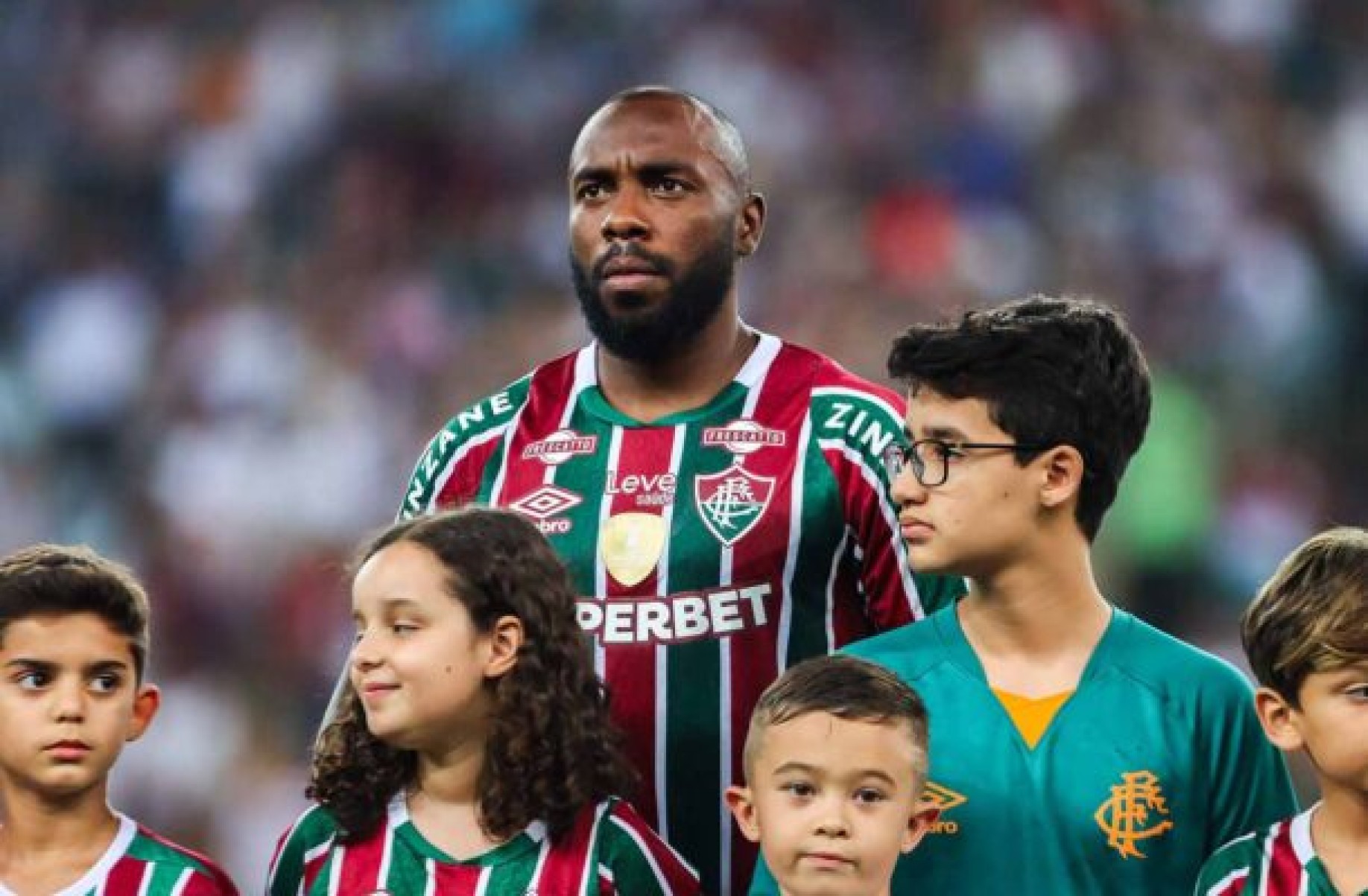 Manoel reaparece como opção e pode completar 100 jogos pelo Fluminense