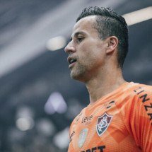 Fábio saiu na bronca com a arbitragem em eliminação do Fluminense -  (crédito: FOTO: LUCAS MERÇON / FLUMINENSE F.C.)