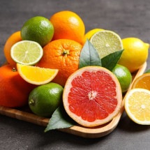 As frutas cítricas são refrescantes, nutritivas e ricas em vitamina C (Imagem: New Africa | Shutterstock) -  (crédito: EdiCase)