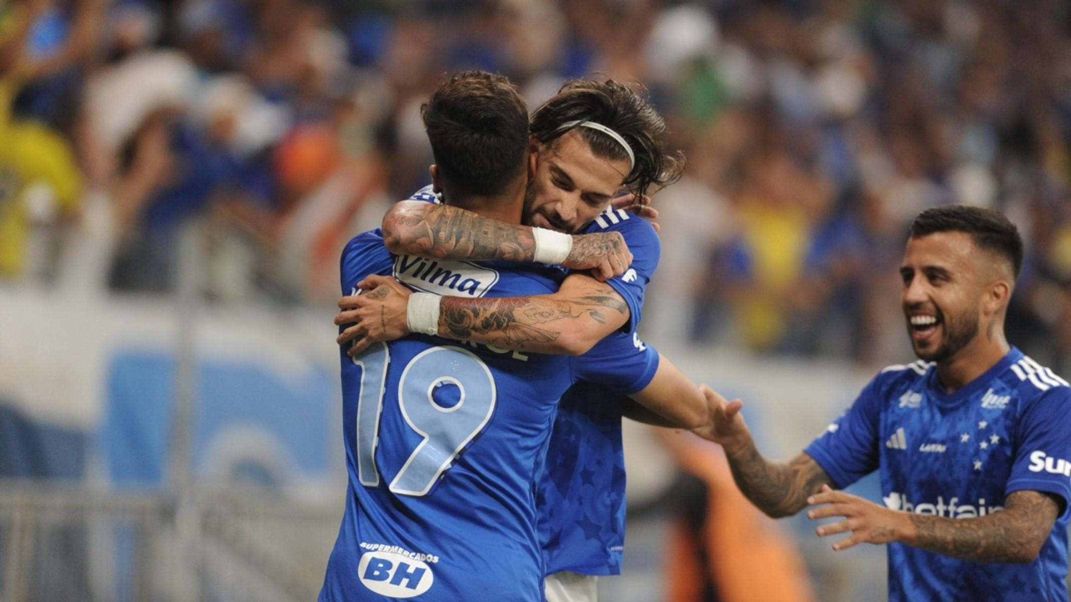 Sul-Americana: Cruzeiro voltará a jogar semifinal continental após 15 anos -  (crédito: No Ataque Internacional)