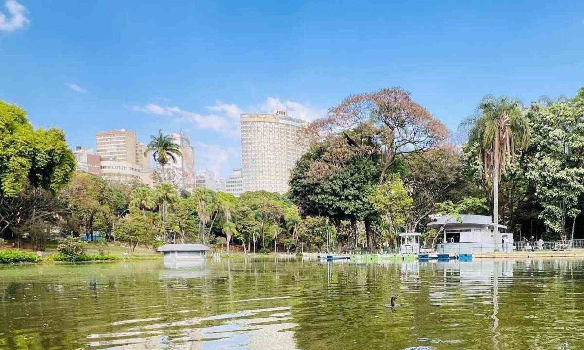 O Parque Municipal agora conta com um bot&atilde;o de emerg&ecirc;ncia para pessoas que se sentirem amea&ccedil;adas -  (crédito: Edesio Ferreira/EM/D.A Press)