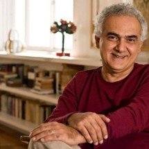 Novo livro de Milton Hatoum é ambientado em Ouro Preto - Divulgação