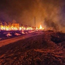 Após incêndio, trem de passageiros da Vale volta a circular neste sábado - Reprodu&ccedil;&atilde;o / CBMMG