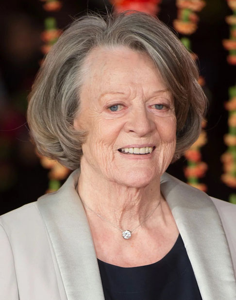 Maggie Smith, a Professora Miverna, da saga de Harry Potter , morreu neste 27/9 aos 89 anos. A atriz britânica teve longa e prestigiada carreira. Ela nasceu em 28/12/ 1934 em Ilford, no leste de Londres,  -  (crédito: Twitter @folkrarefirth)