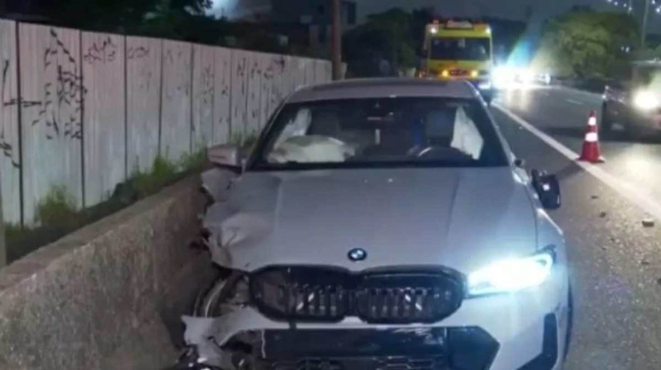 Jovem de 21 anos que dirigia BMW atropela e mata motociclista