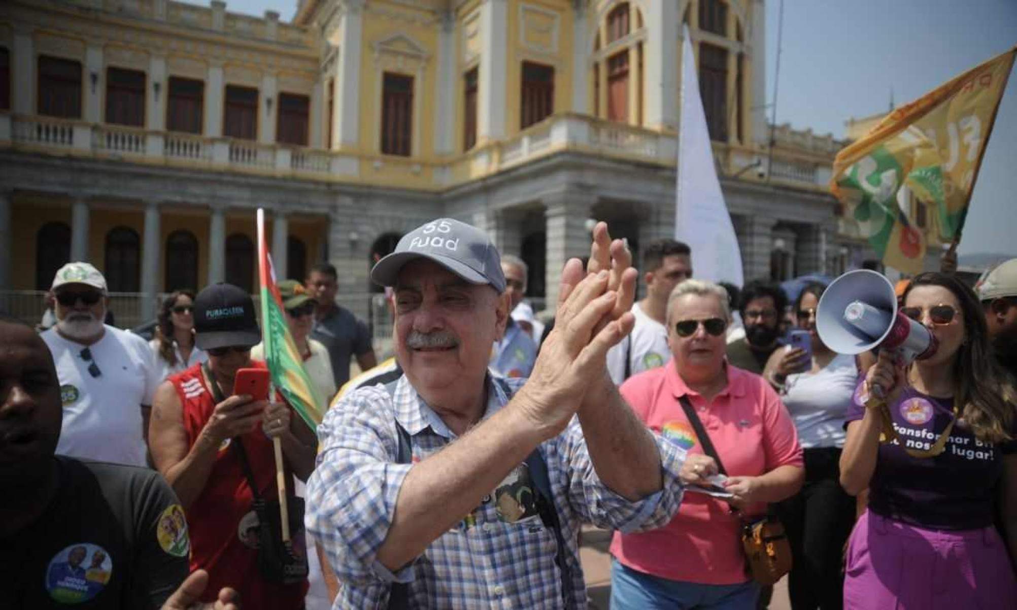 Fuad anuncia plantio de palmeiras imperiais na Praça da Estação: 'símbolo'