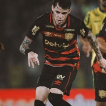 Equipes empataram pela Série B neste domingo (29) -  (crédito: Foto: divulgação Sport)