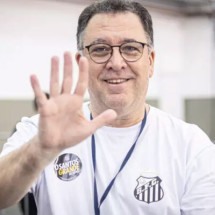 Marcelo Teixeira não vem gostando do desempenho do Santos na Série B -  (crédito: Raul Baretta / Santos FC)