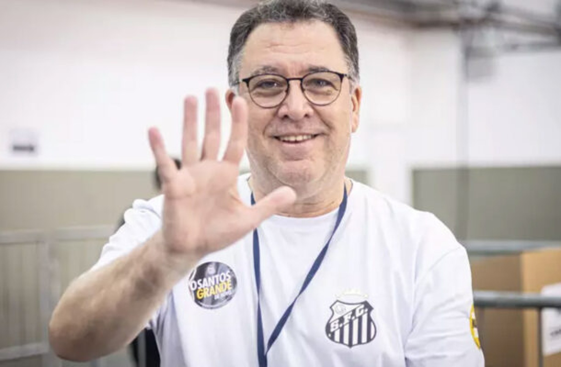 Presidente do Santos critica atuações da equipe e desconversa sobre Gabigol