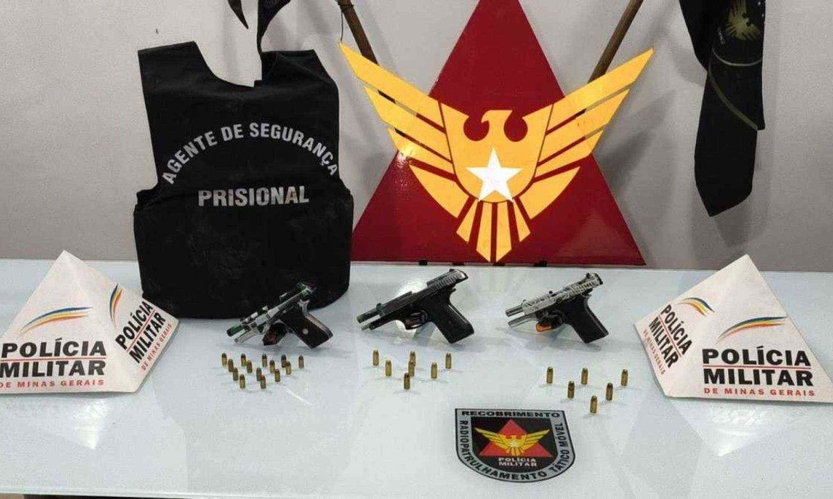 Cinco pessoas foram presas -  (crédito: Polícia Militar de Minas Gerais / Reprodução)