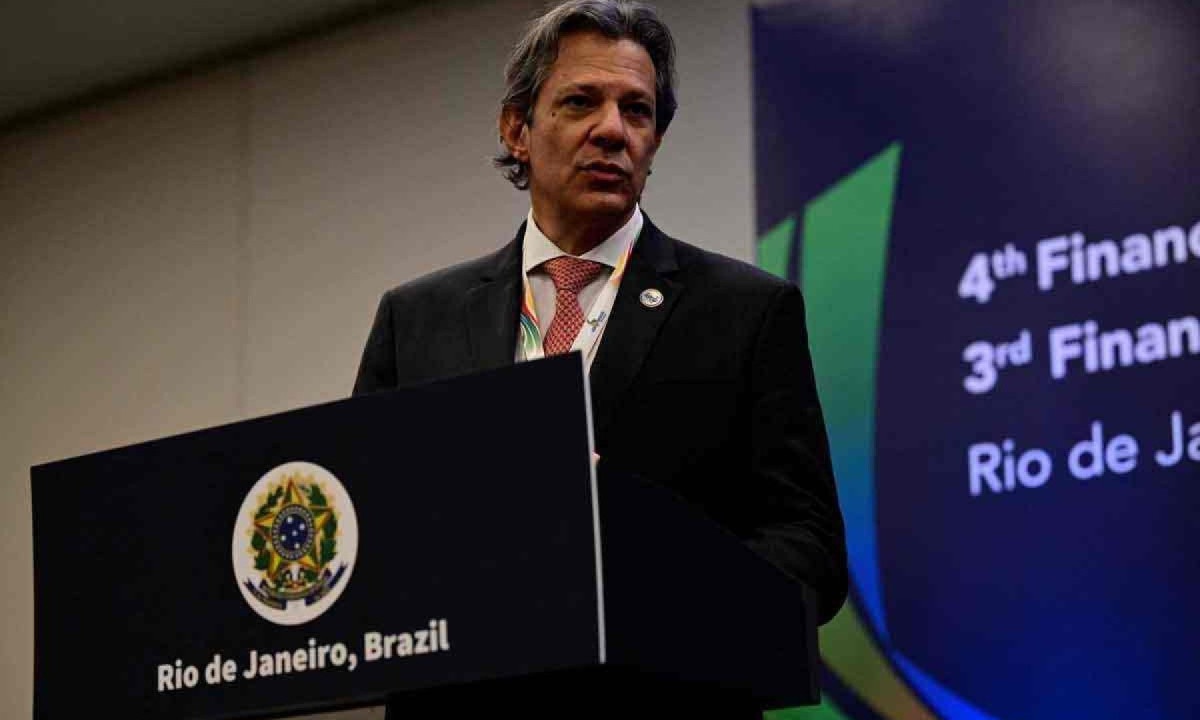 O ministro da Fazenda, Fernando Haddad, anunciou ontem que até 600 sites de apostas online, as chamadas bets, serão banidas do Brasil -  (crédito: Pablo Porciuncula/AFP)