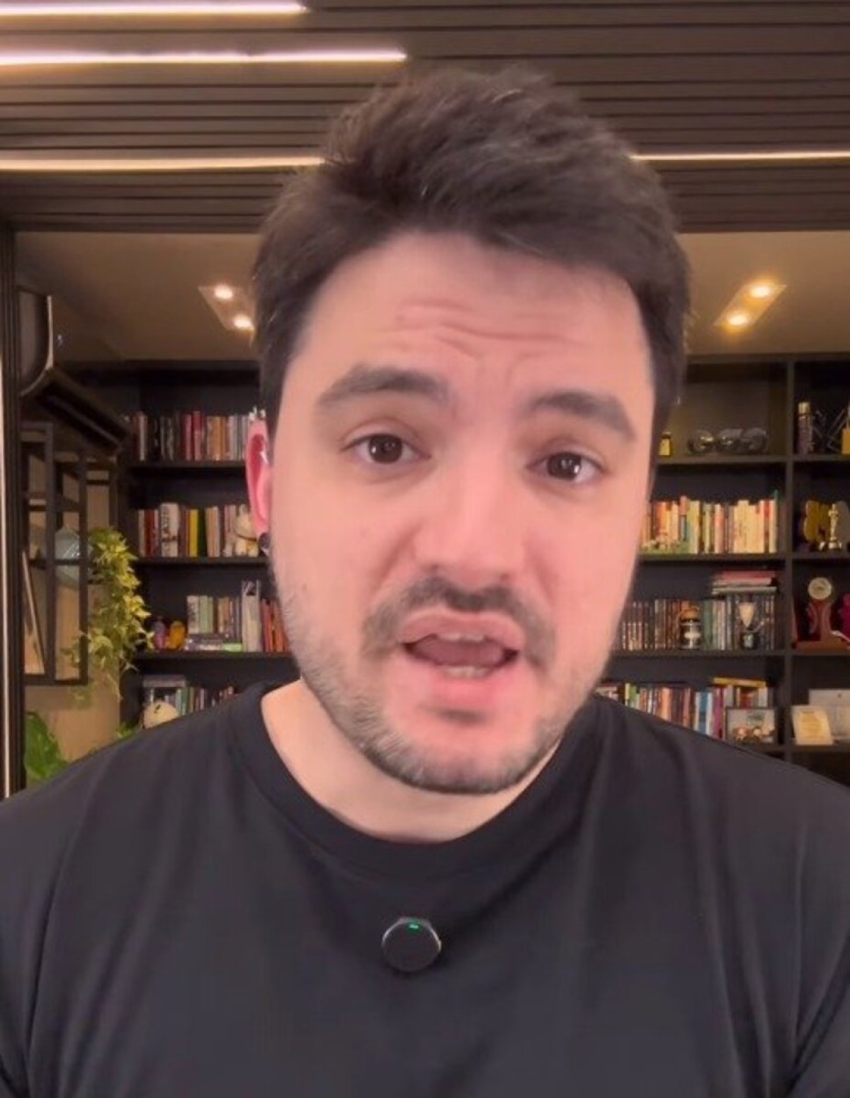 Felipe Neto é condenado a indenizar Arthur Lira por danos morais