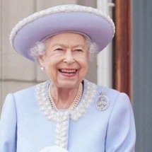 Boris Johnson diz que Rainha Elizabeth lutou contra câncer nos ossos - AFP
