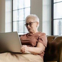 Governo lança programa de educação digital para pessoas idosas - pexels.com