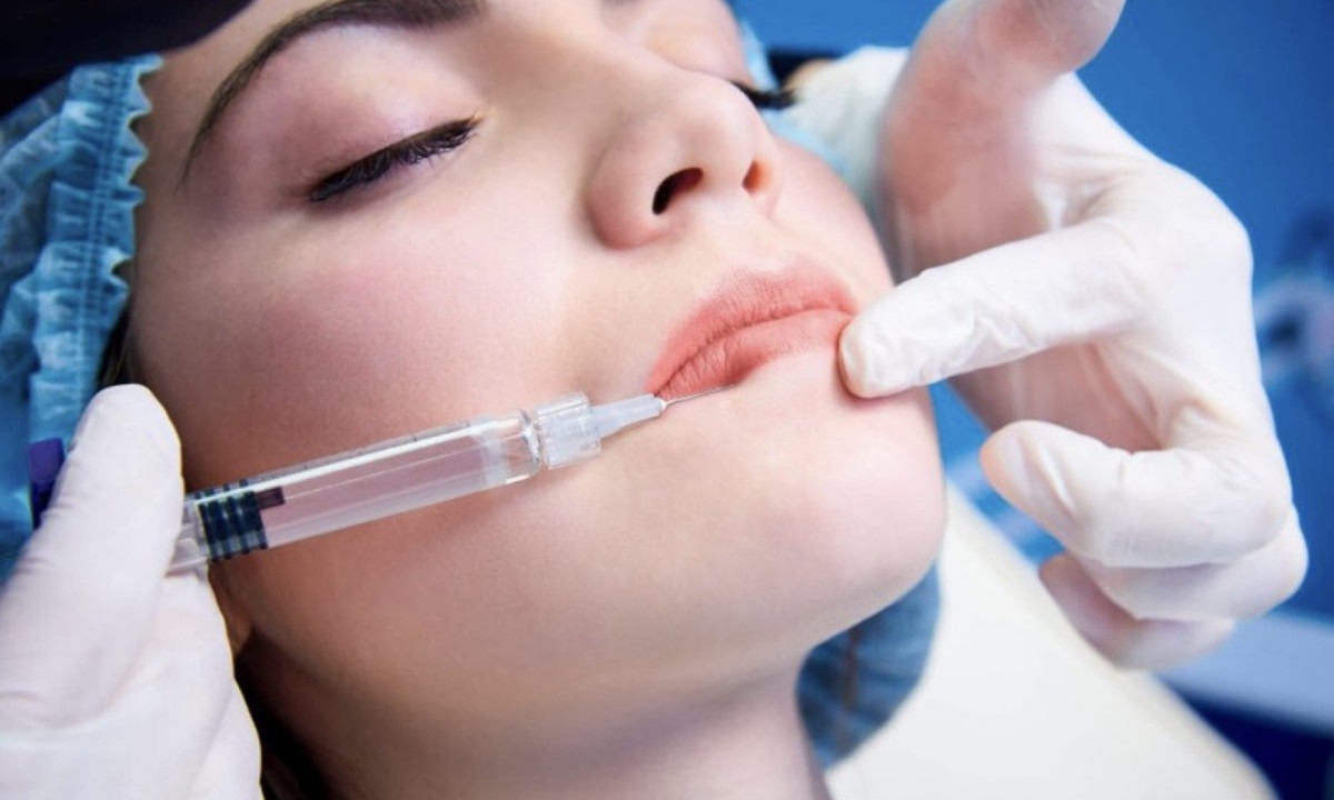 Cirurgião-dentista usa botox para fins estéticos e funcionais -  (crédito: DINO)