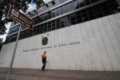 Fachada da sede do Tribunal Regional Eleitoral de Minas Gerais (TRE-MG), em Belo Horizonte -  (crédito: Edesio Ferreira/EM/D.A. Press)