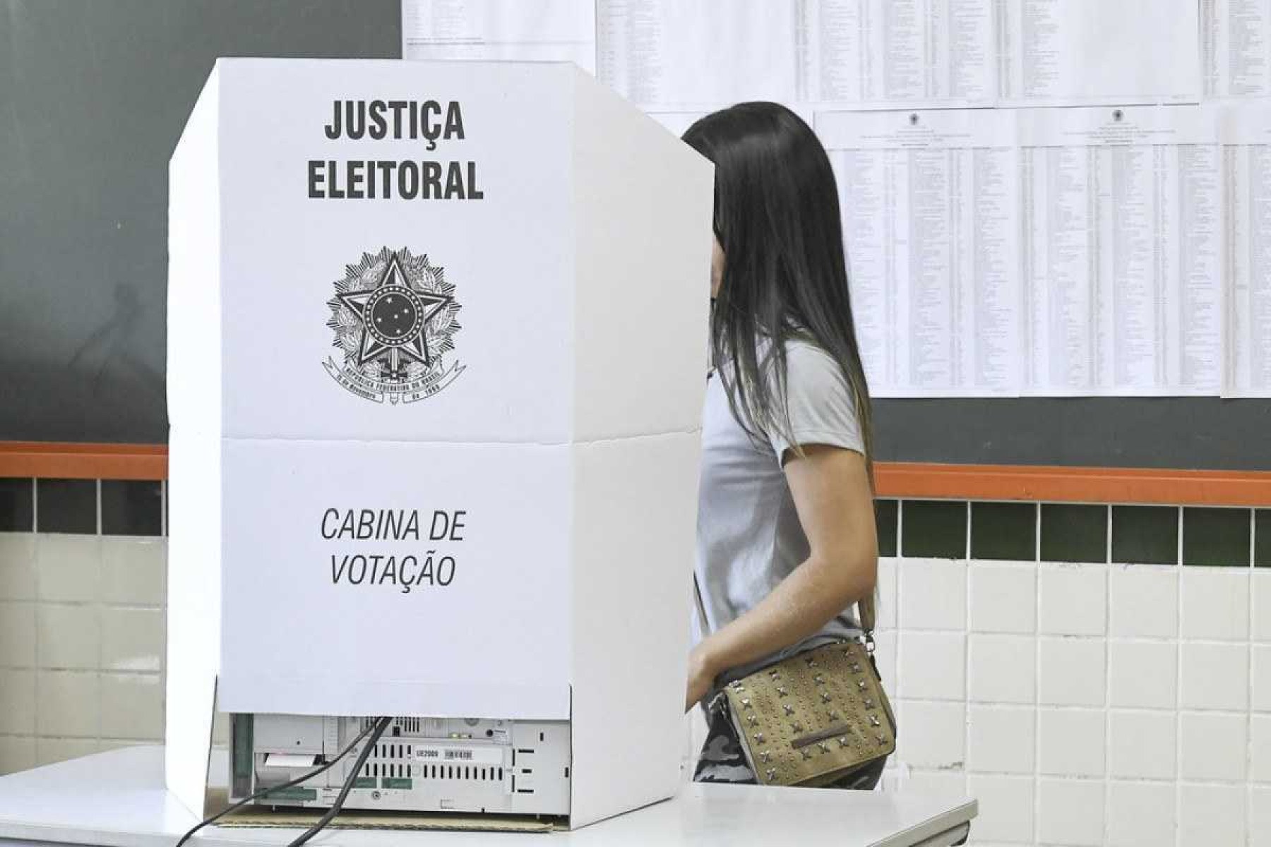 Eleições 2024: saiba como consultar local de votação na internet