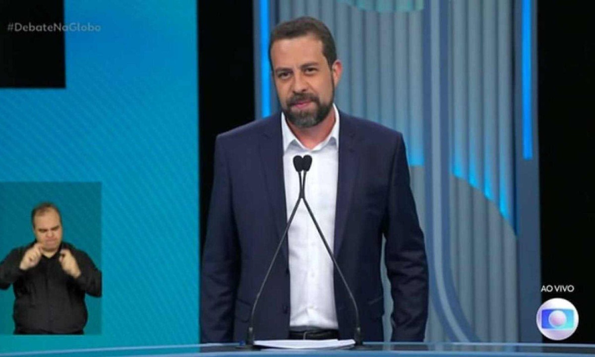 Guilherme Boulos (Psol) participa de último debate entre os candidatos à Prefeitura de São Paulo realizado pela Rede Globo nesta quinta-feira -  (crédito:  Reprodução/Rede Globo)