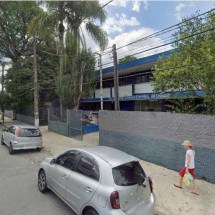 GSI tem carro roubado em frente de escola onde Lula vai votar - Reprodução Google Street View