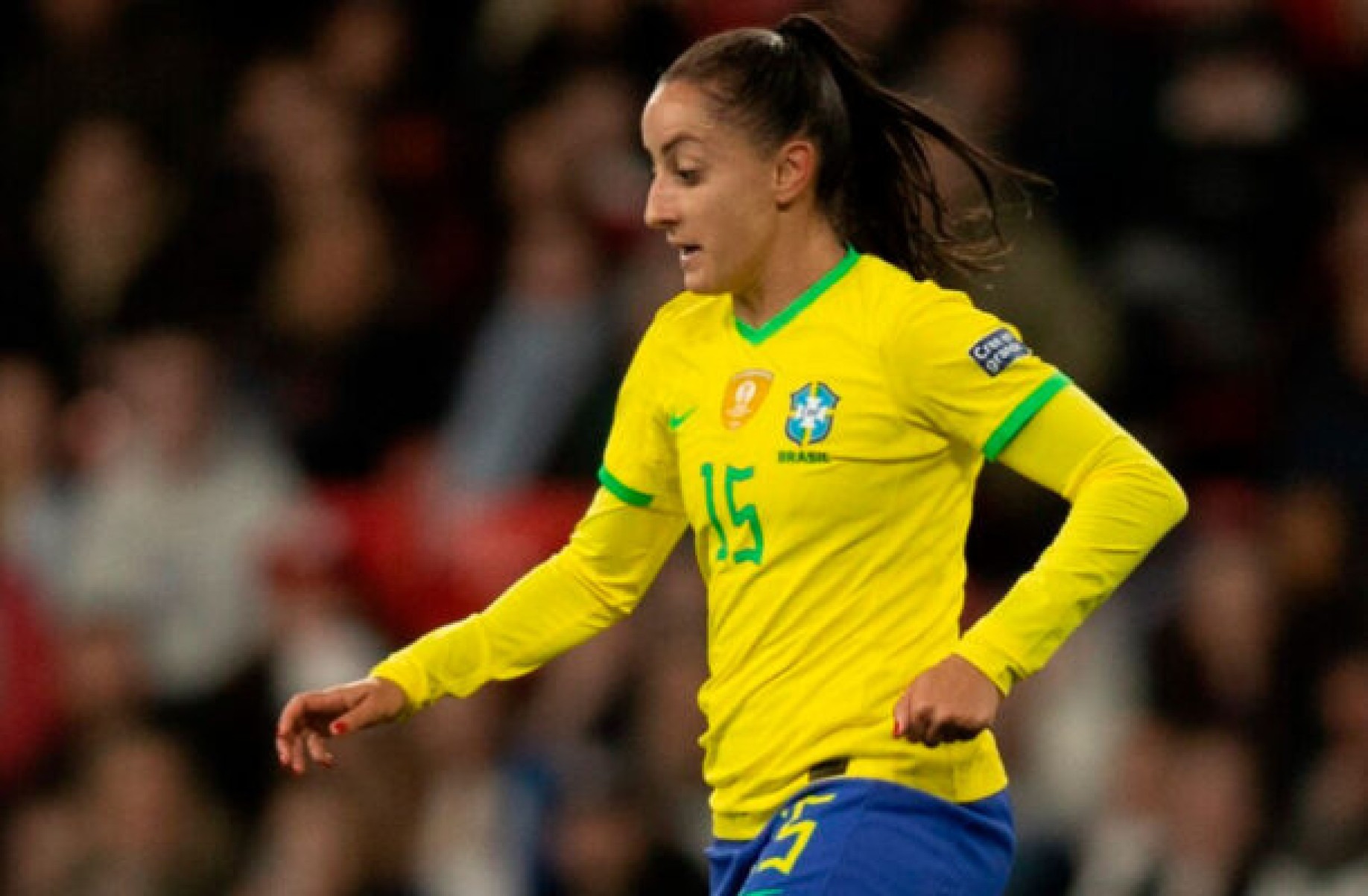 Marta visita jogadora da Seleção em sessão final de quimioterapia