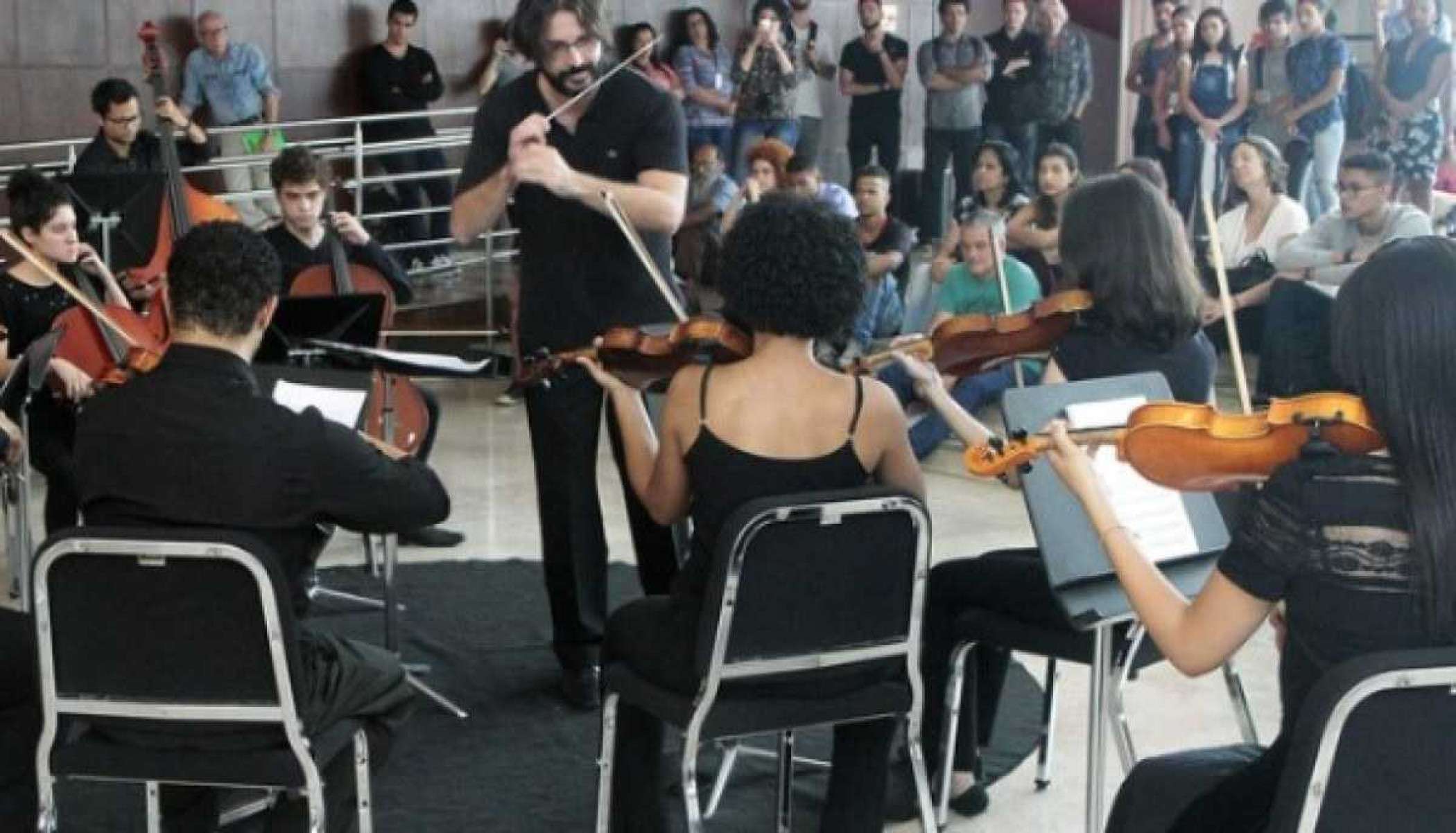 Defensoria pede retirada de limite de idade para curso de música do estado