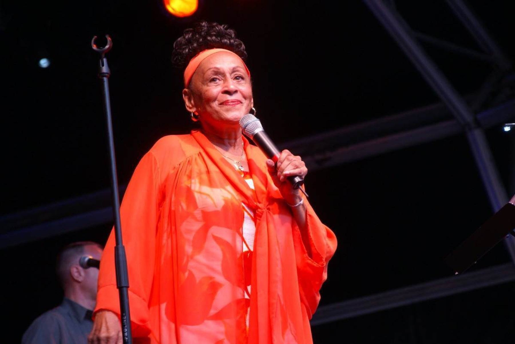 Cantora cubana Omara Portuondo se aposenta definitivamente, anuncia seu filho