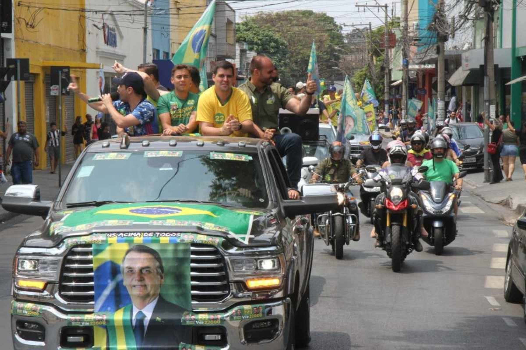 Eduardo Bolsonaro sobre Nikolas, Cleitinho e Engler: 'Sangue novo em Minas'