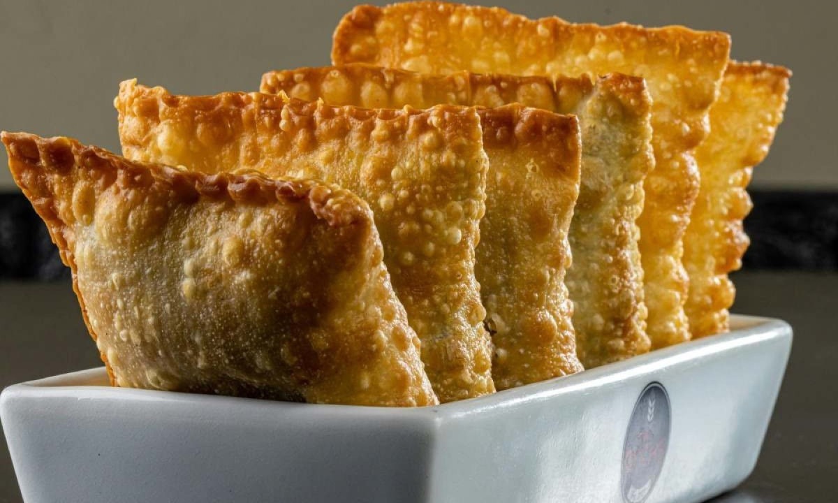 Serão servidos três sabores de pastel: queijo, pizza e carne (imagem ilustrativa) -  (crédito: Reprodução Pexels)
