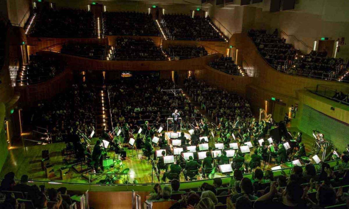 O maestro José Soares regerá a Filarmônica na noite dedicada aos musicais da Broadway, em novembro

 -  (crédito: daniela paoliello/divulgação)